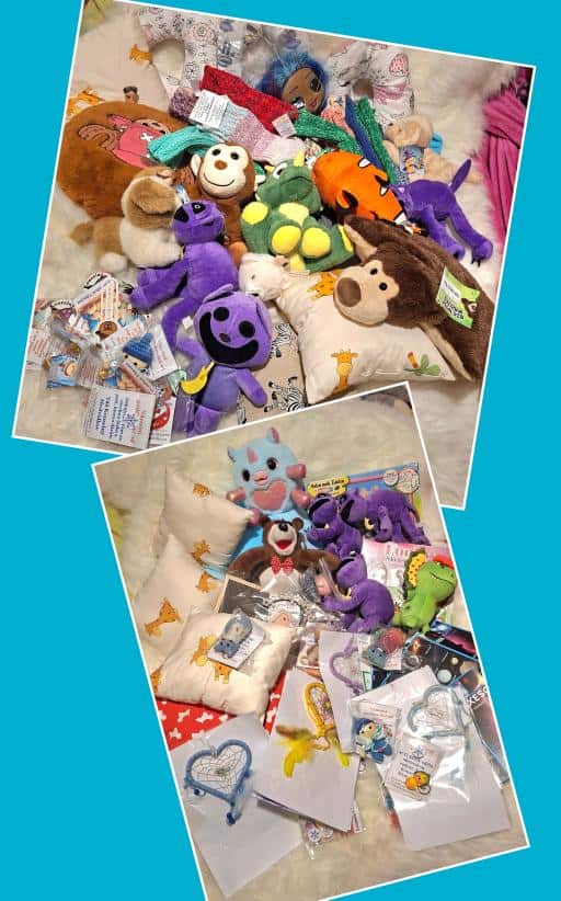 Barevné plyšové postavičky a hračky od Kouzelný Mevídkov z.s. pro radost a podporu dětí.