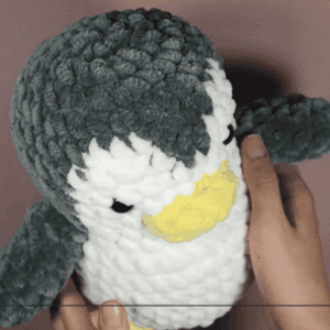 Háčkovaný Maxi Tučňák